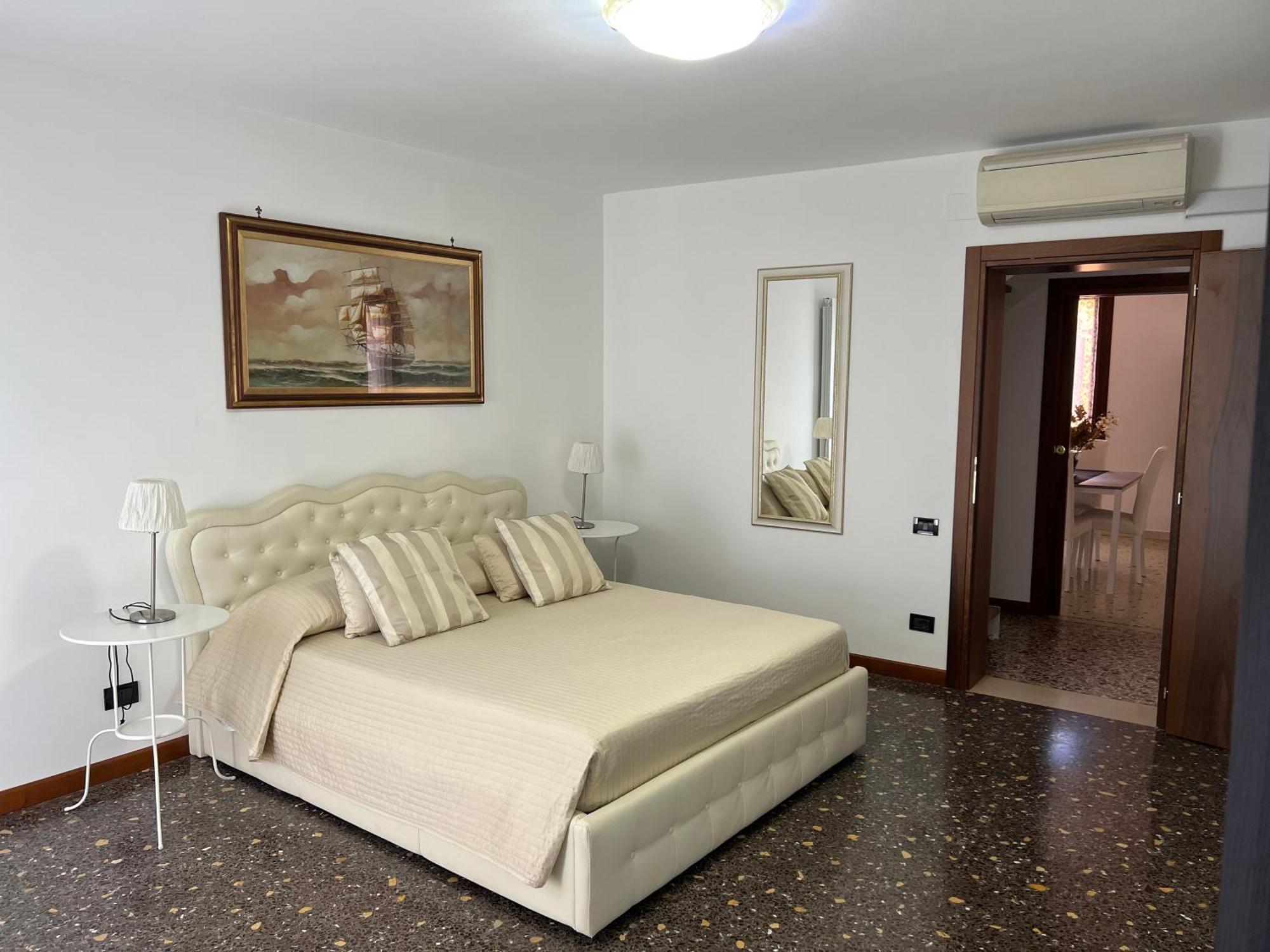 Ca' Delfina Holiday Home البندقية المظهر الخارجي الصورة