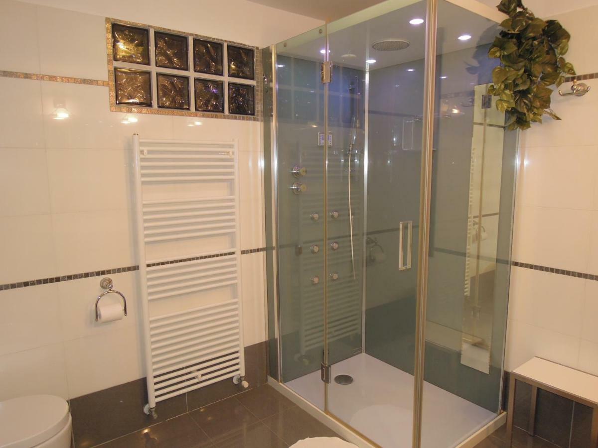 Ca' Delfina Holiday Home البندقية المظهر الخارجي الصورة