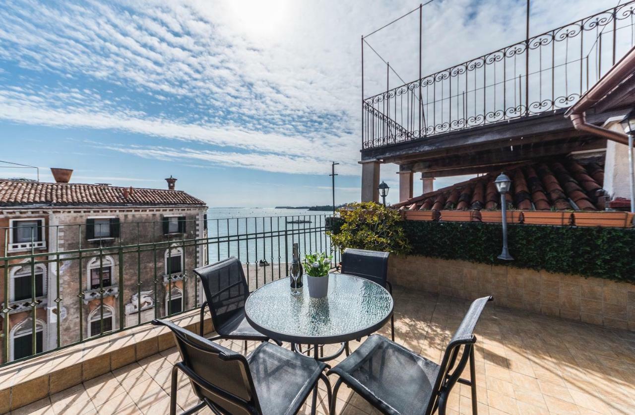 Ca' Delfina Holiday Home البندقية المظهر الخارجي الصورة